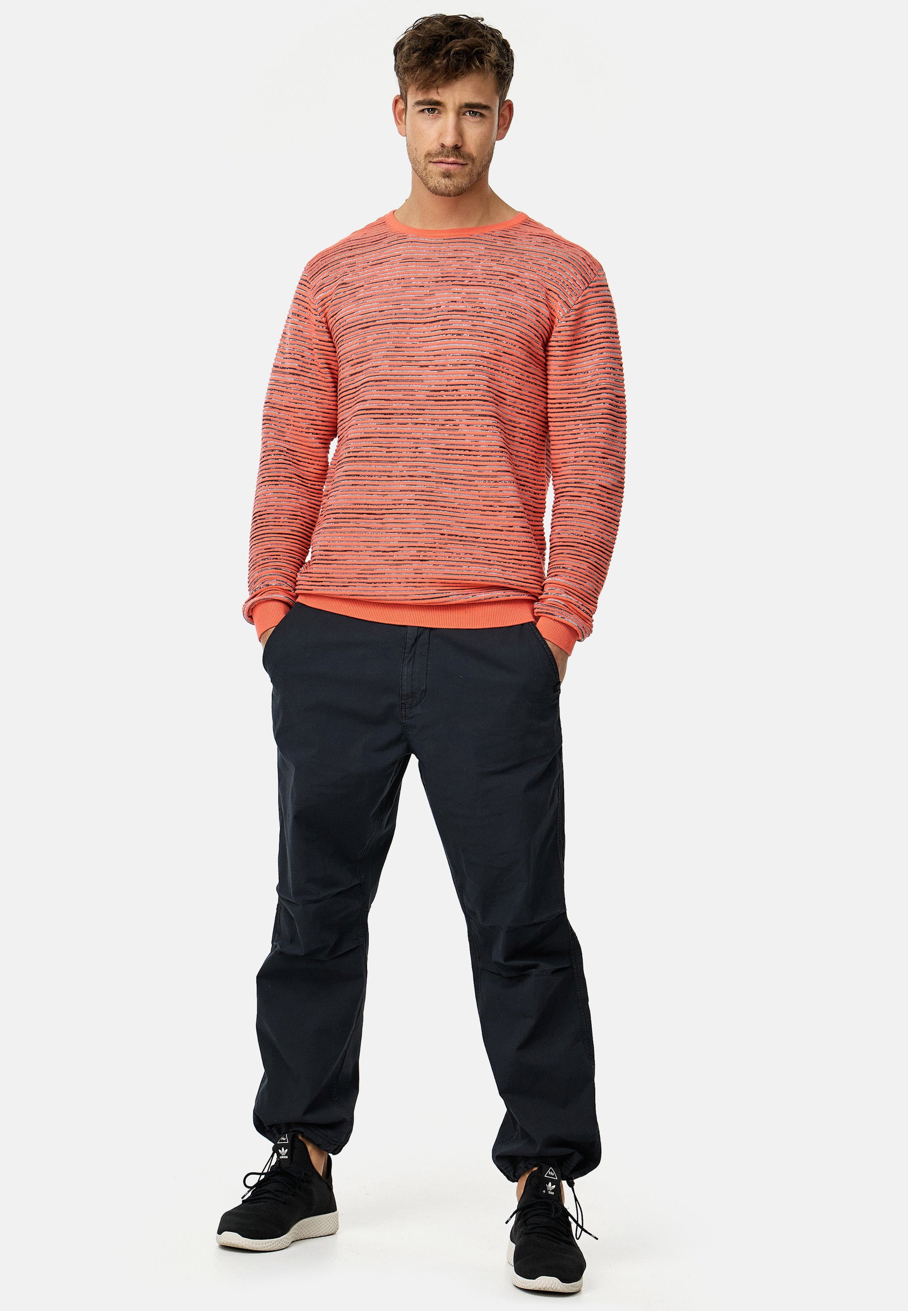 #farbe_living-coral