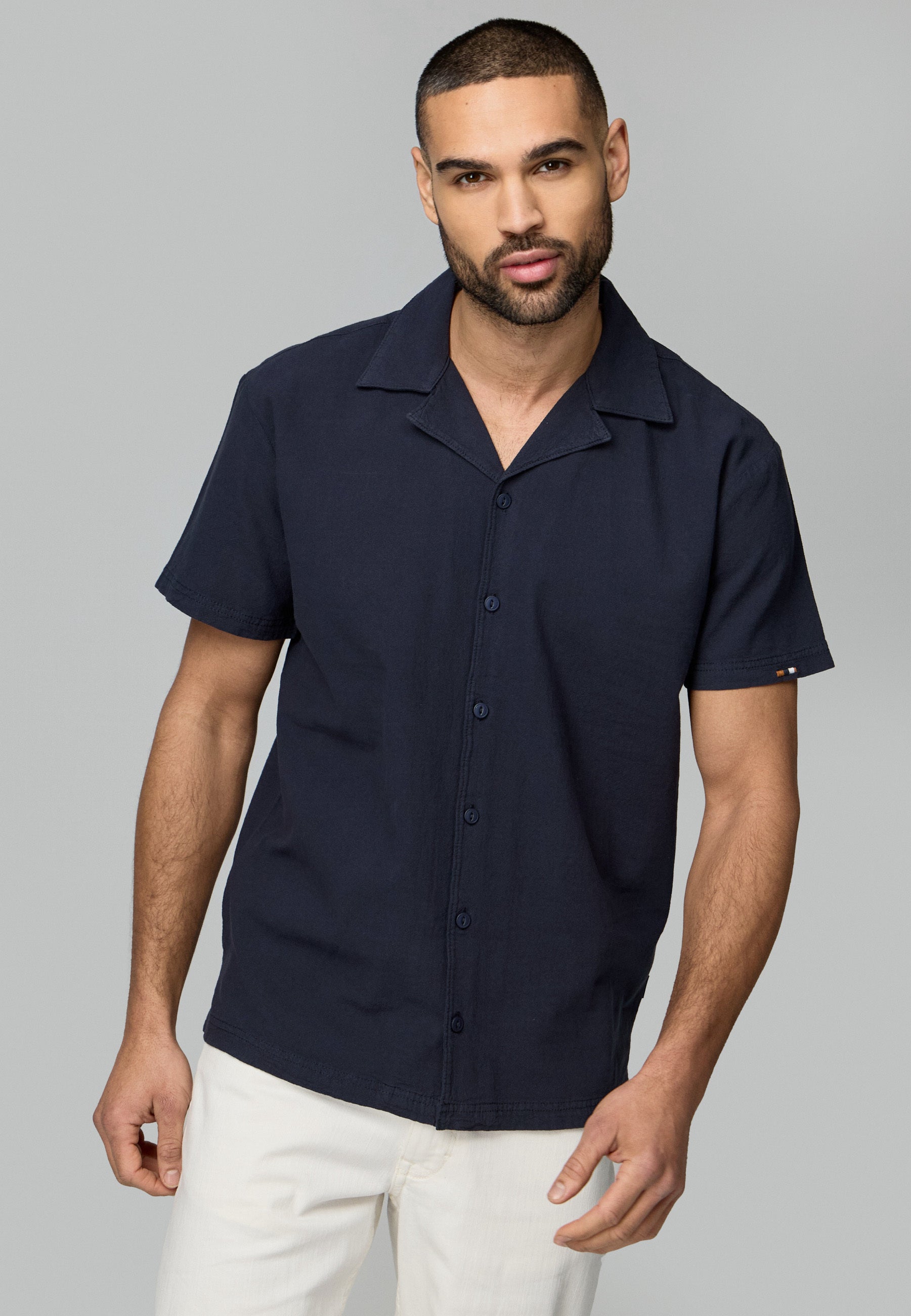 #farbe_navy