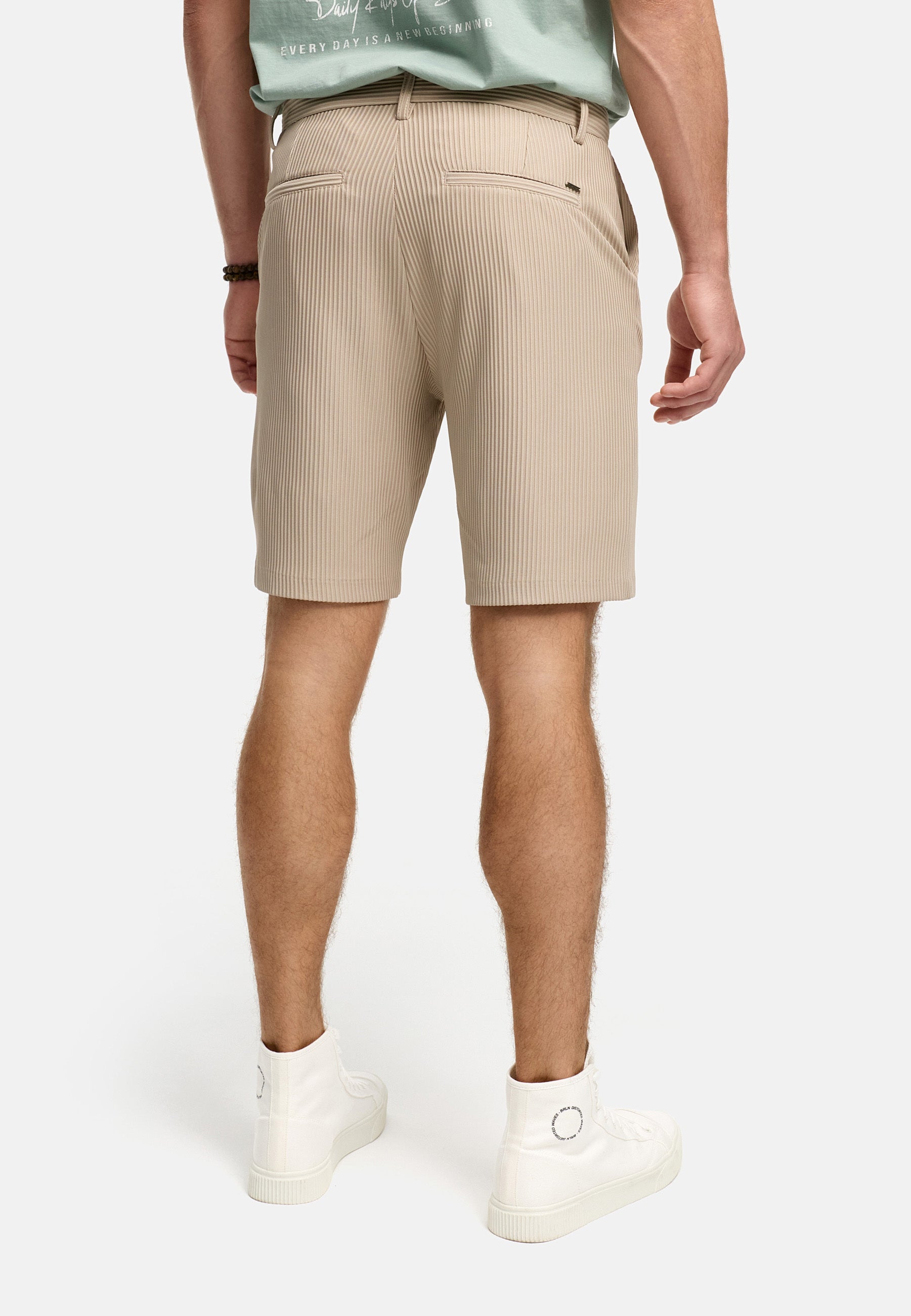 Shorts INGustiono Produktbild