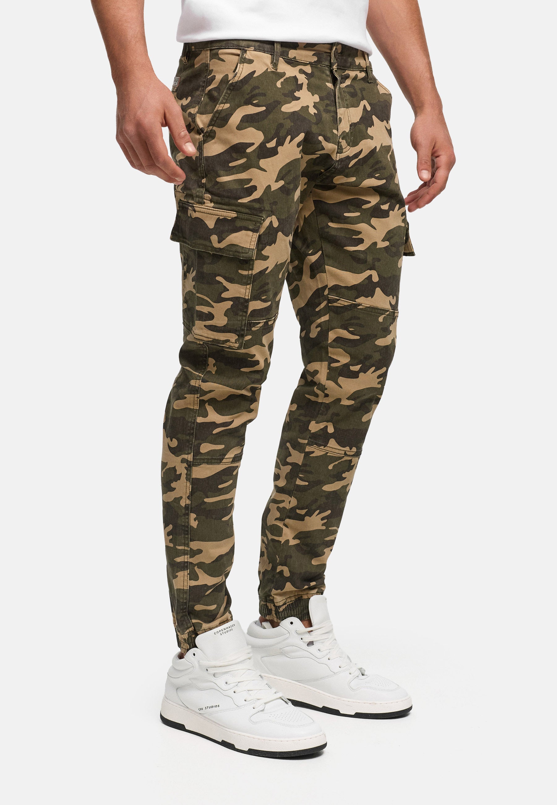 #farbe_dired-camouflage