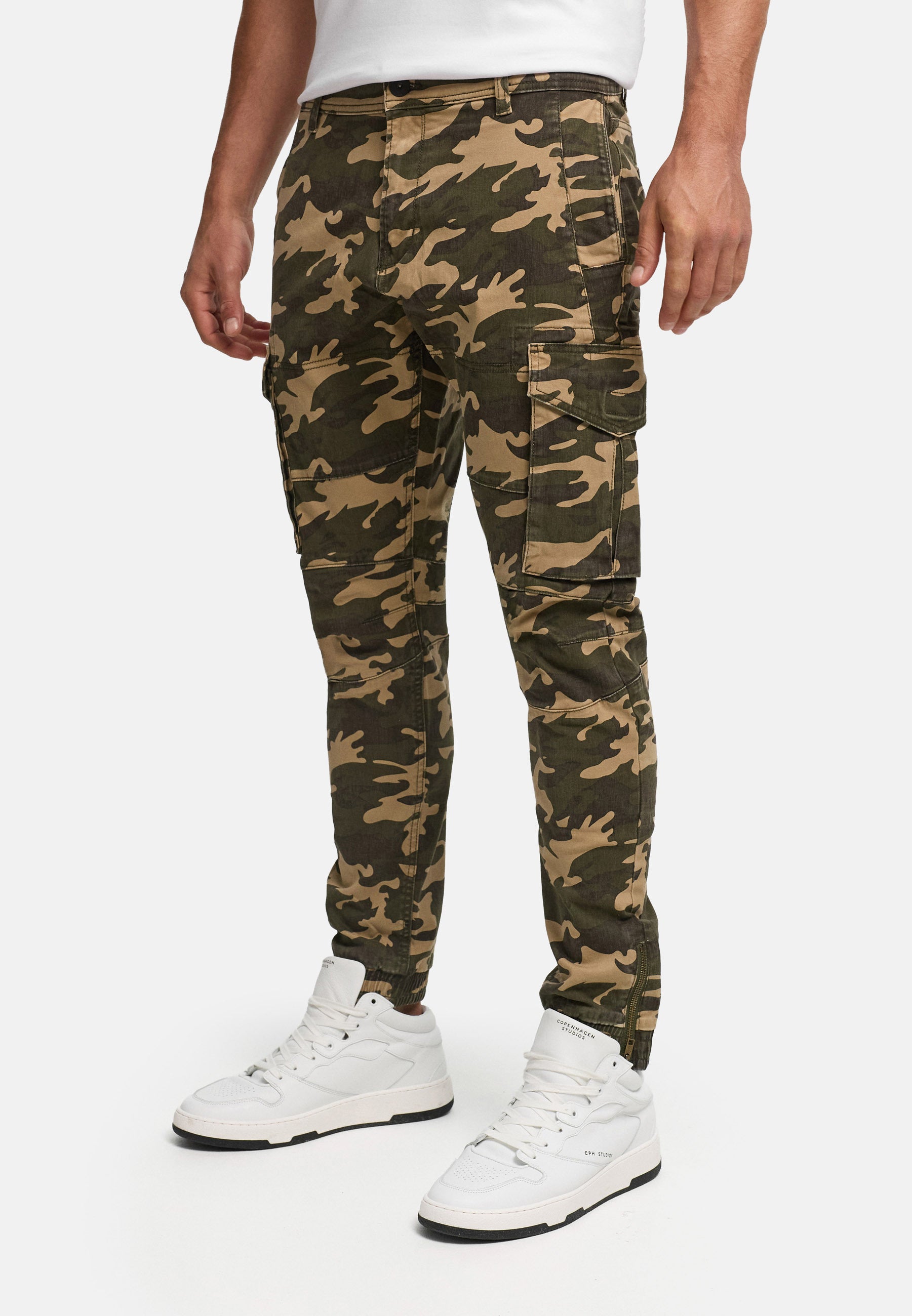 #farbe_dired-camouflage