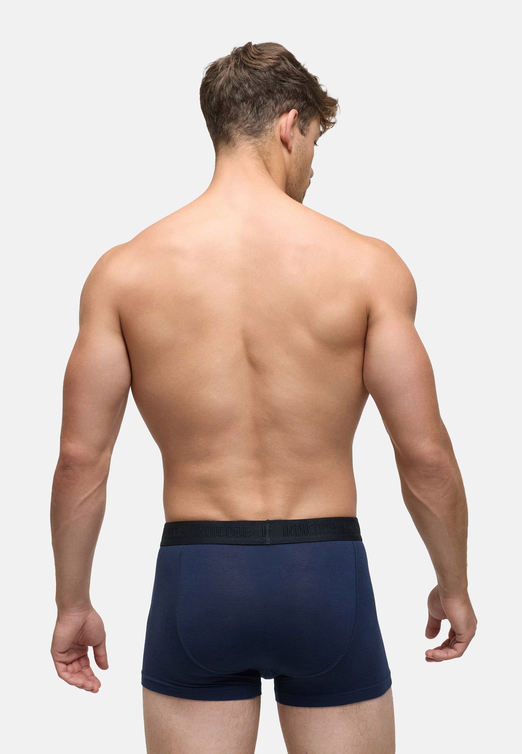 #farbe_white-black-navy