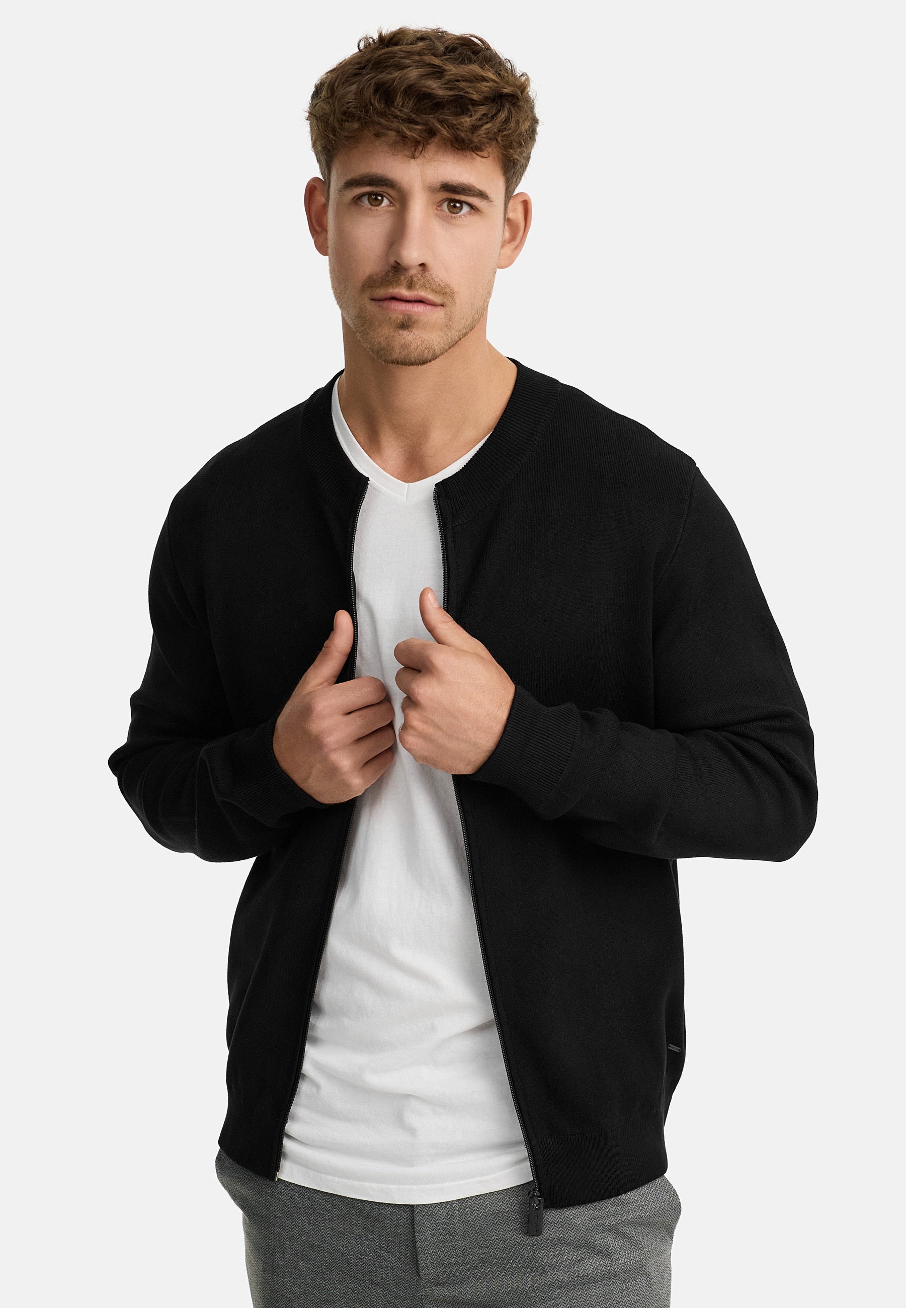 Strickjacke INLaos Produktbild