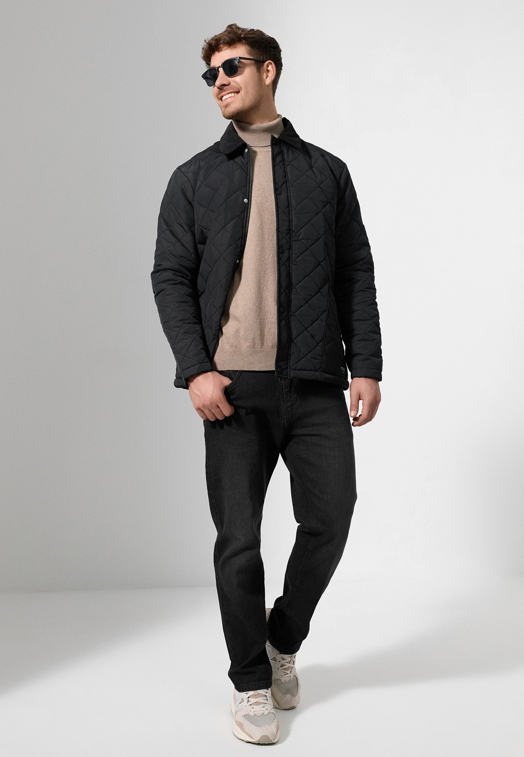 Übergangsjacke INDram Produktbild