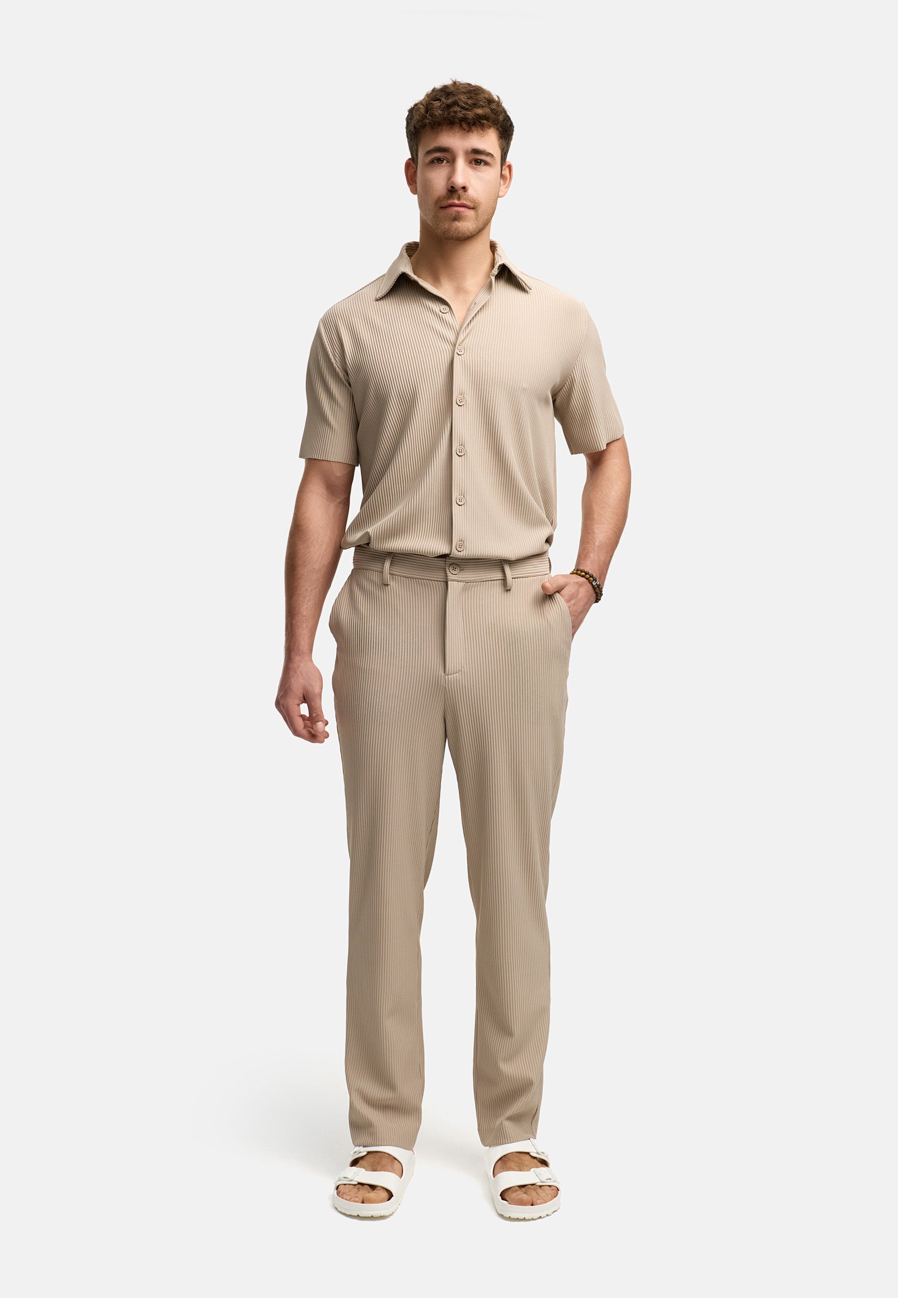 #farbe_simply-taupe