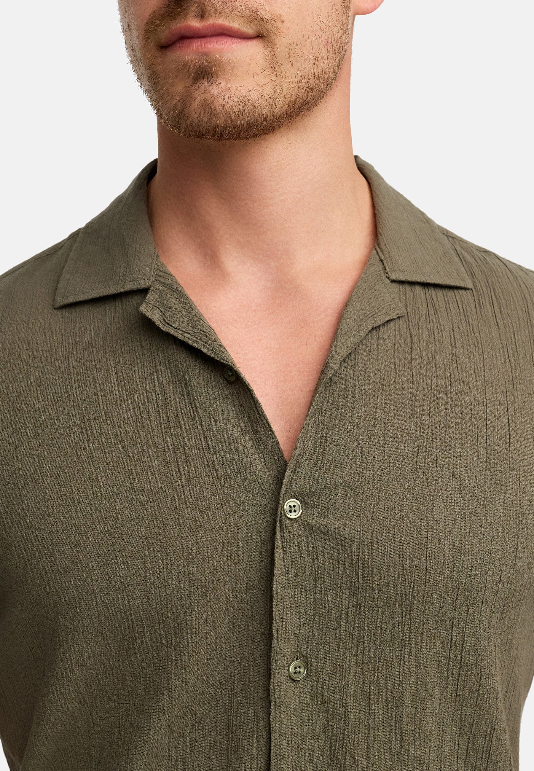 #farbe_covert-green