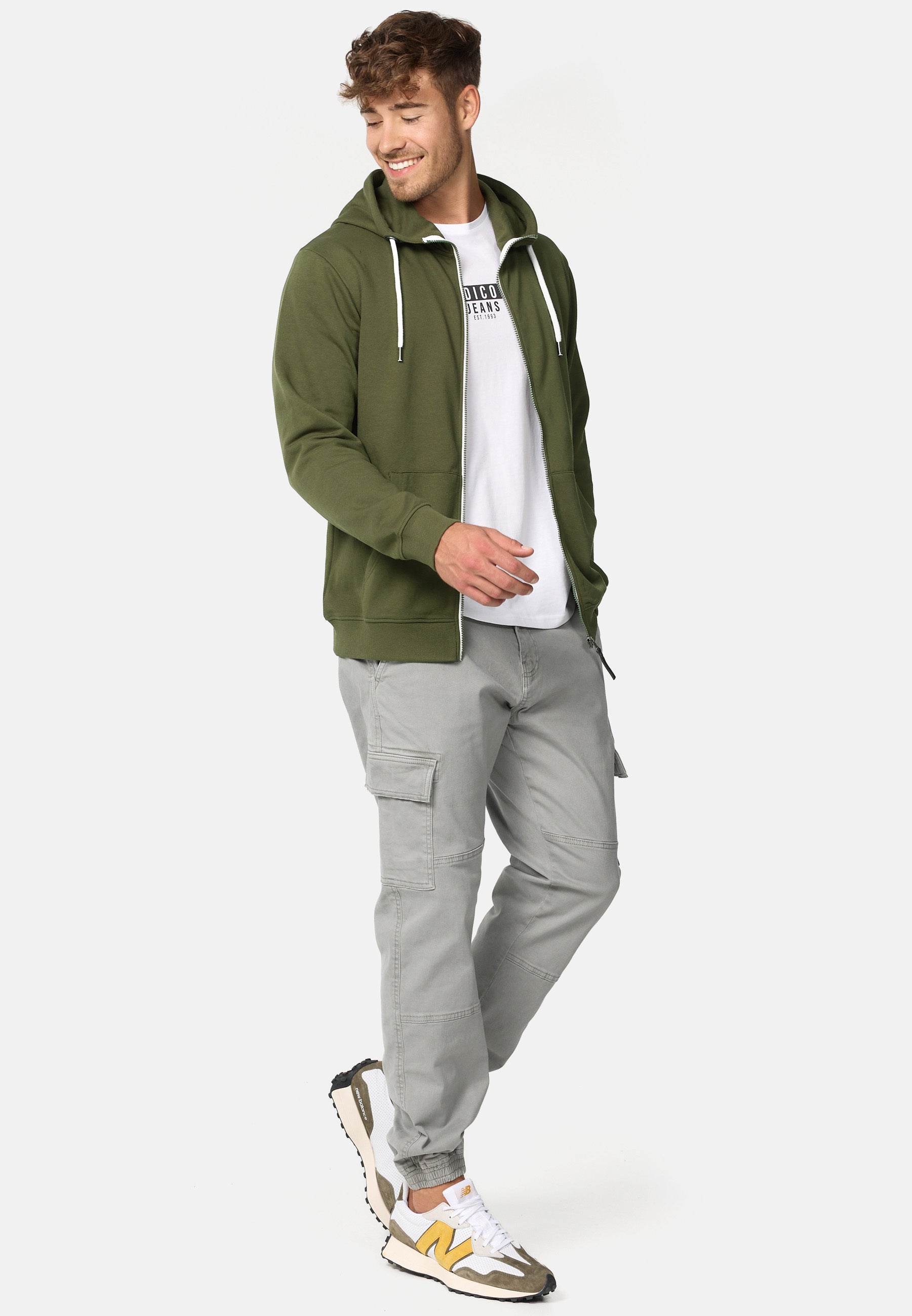 Sweatjacke INChristos Produktbild