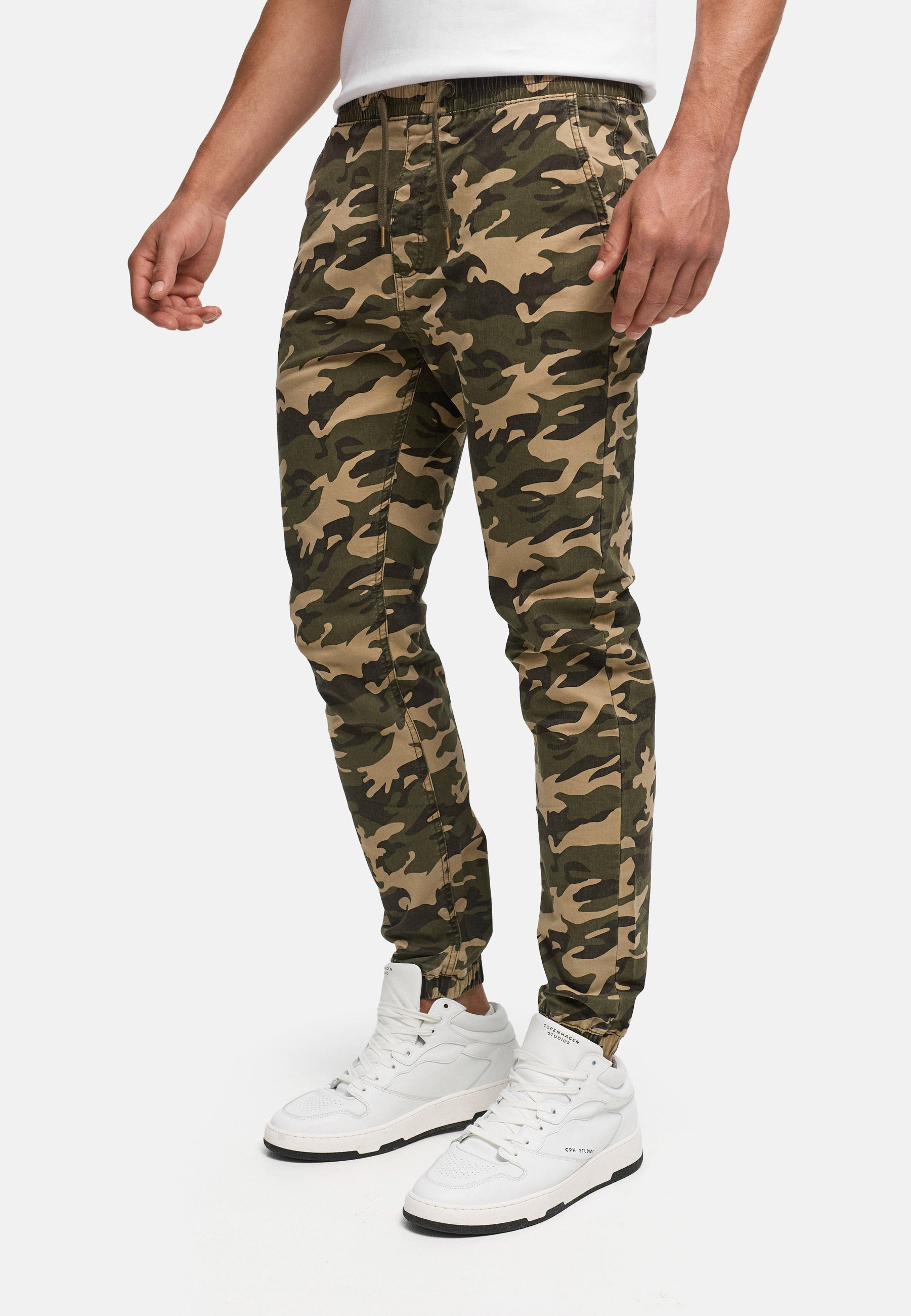 #farbe_dired-camouflage