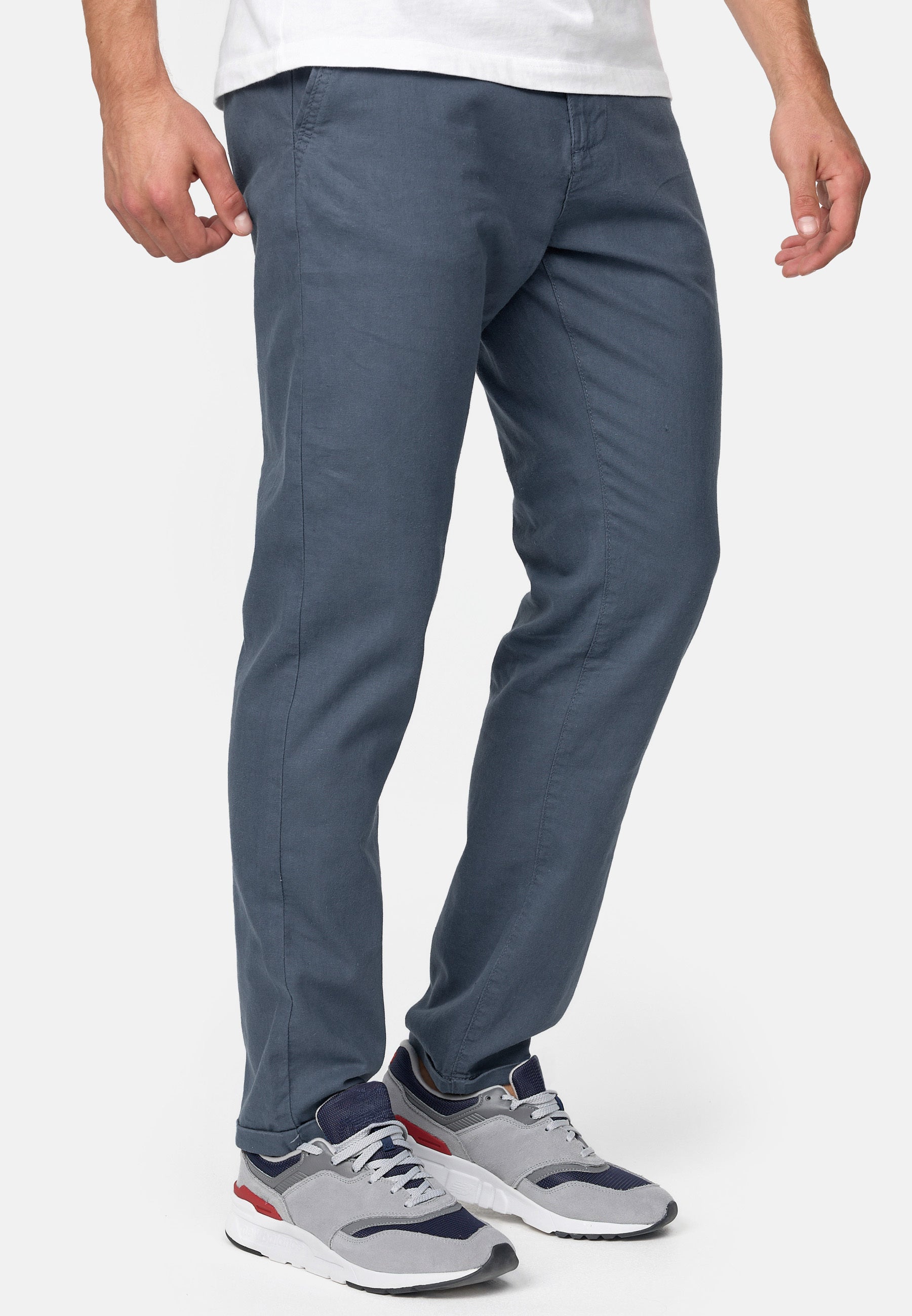 Indicode men's Haverfield trousers made of 55% linen & 45% cotton with 4 pockets incl. belt